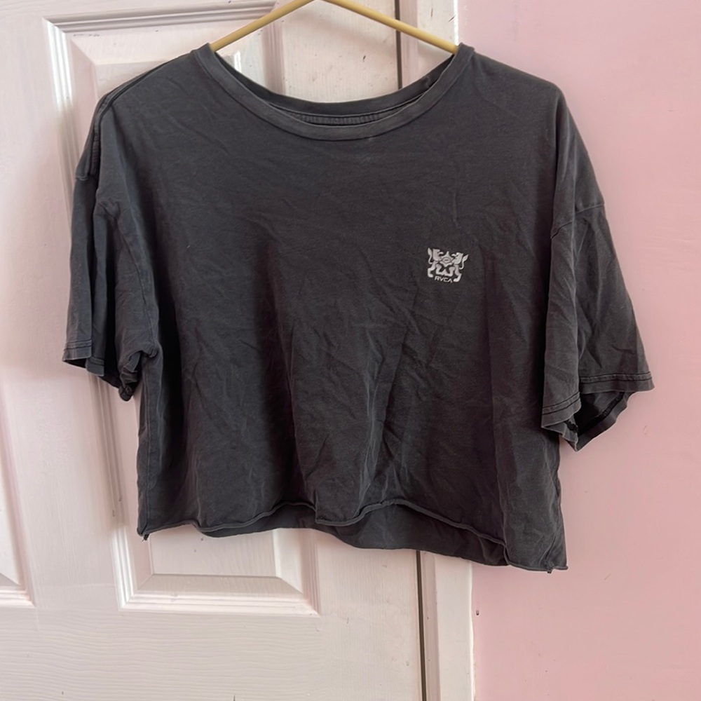 cropped top rvca
